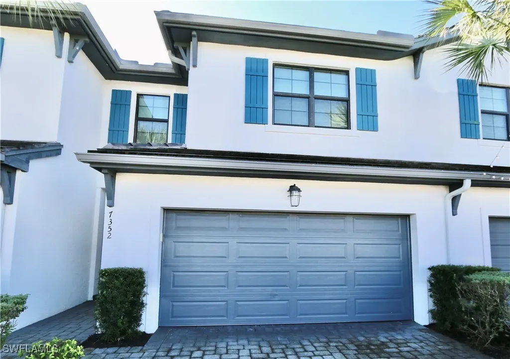 7352 Rockefeller Drive Naples FL 34119