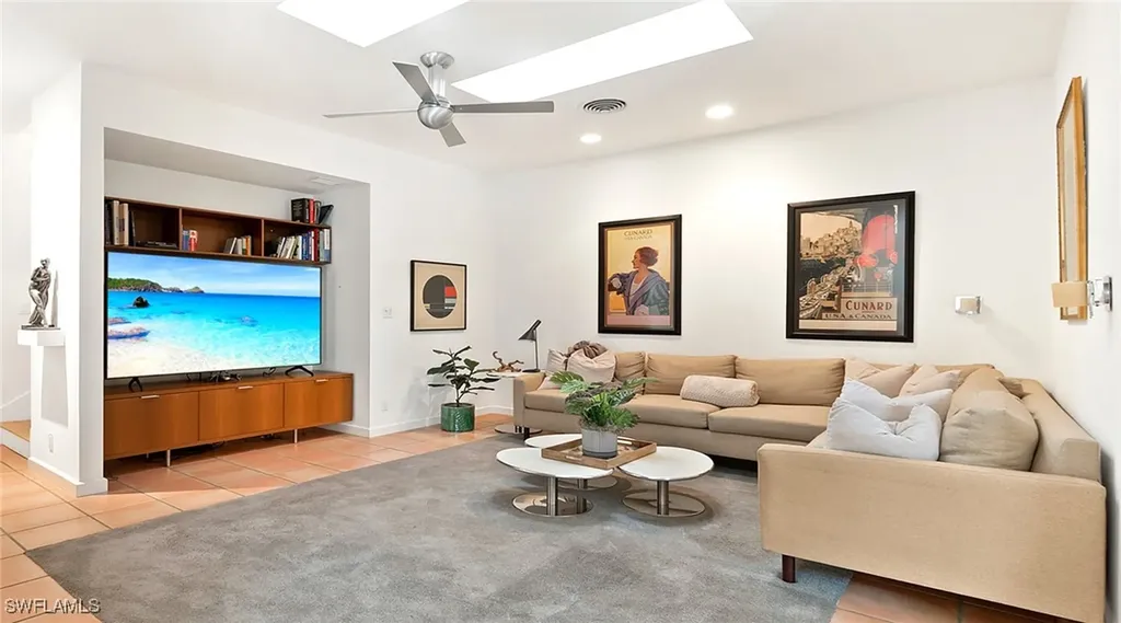 586 Yucca Road Naples FL 34102