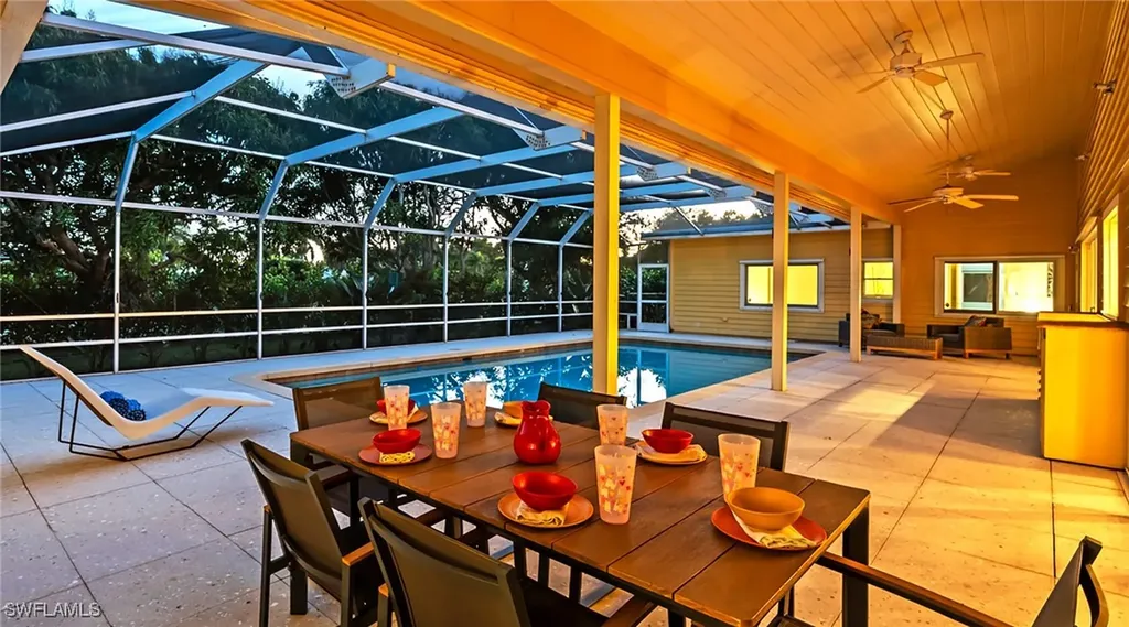 586 Yucca Road Naples FL 34102