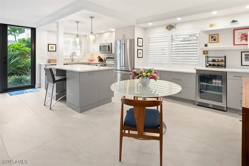 3000 Gulf Shore Boulevard N Naples FL 34103