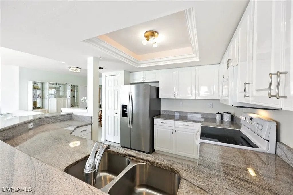 9577 Gulf Shore Drive Naples FL 34108