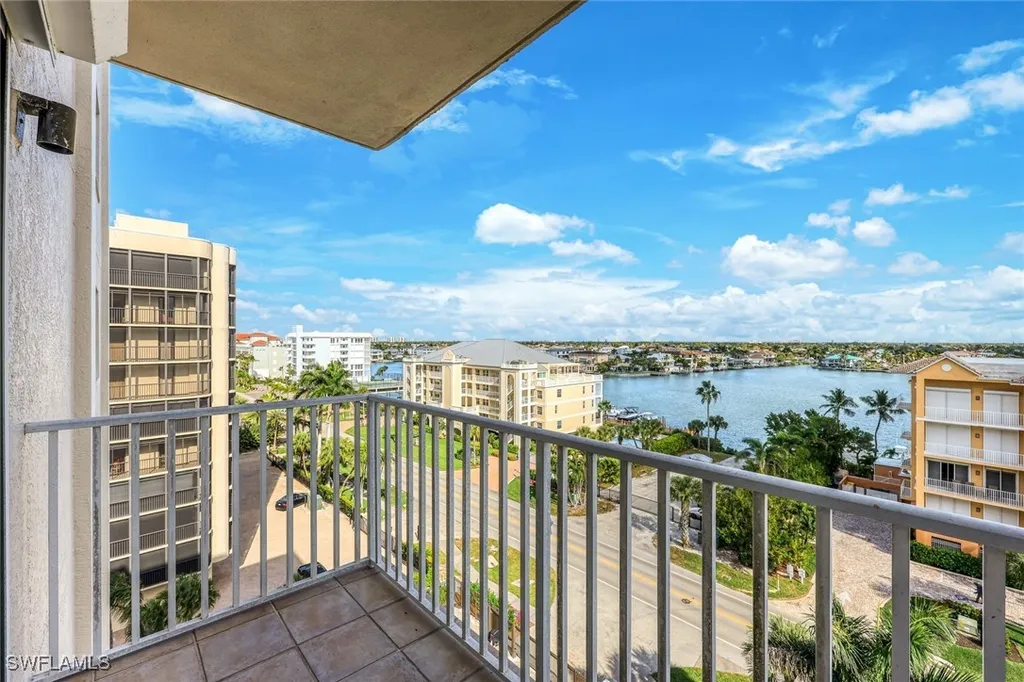 9577 Gulf Shore Drive Naples FL 34108