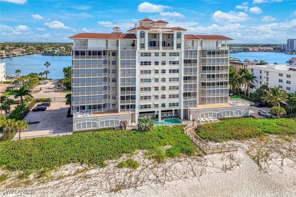9577 Gulf Shore Drive Naples FL 34108