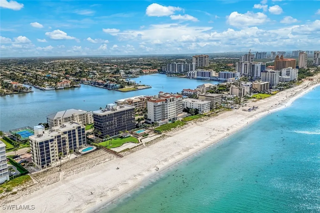 9577 Gulf Shore Drive Naples FL 34108