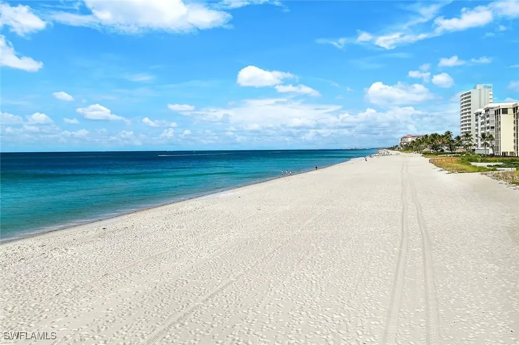 9577 Gulf Shore Drive Naples FL 34108