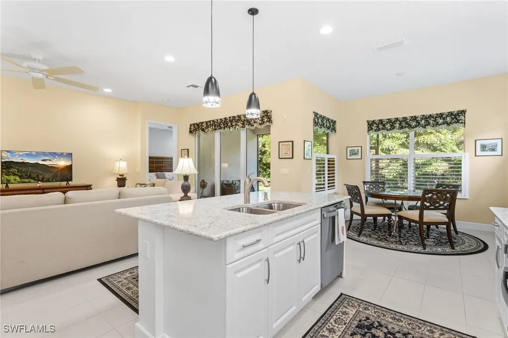 11409 Jacaranda Drive Naples FL 34120