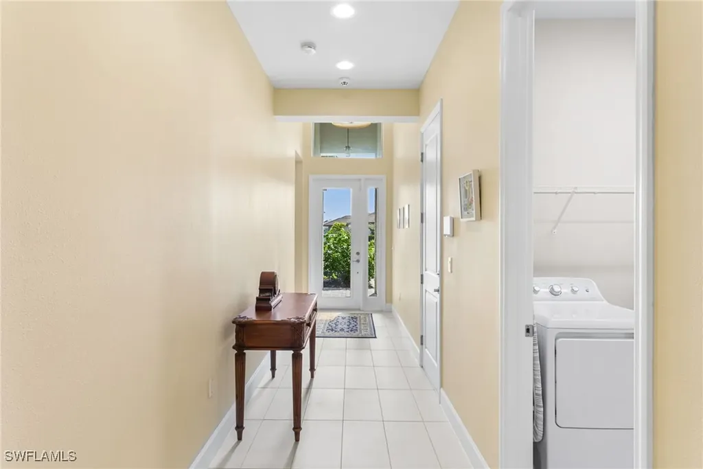 11409 Jacaranda Drive Naples FL 34120