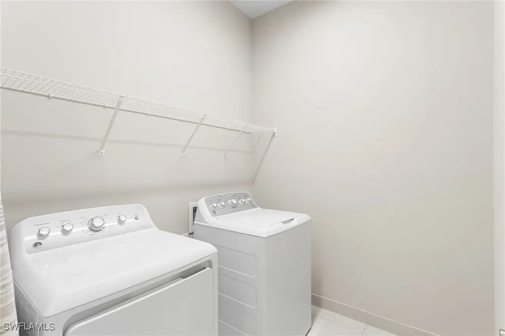11409 Jacaranda Drive Naples FL 34120