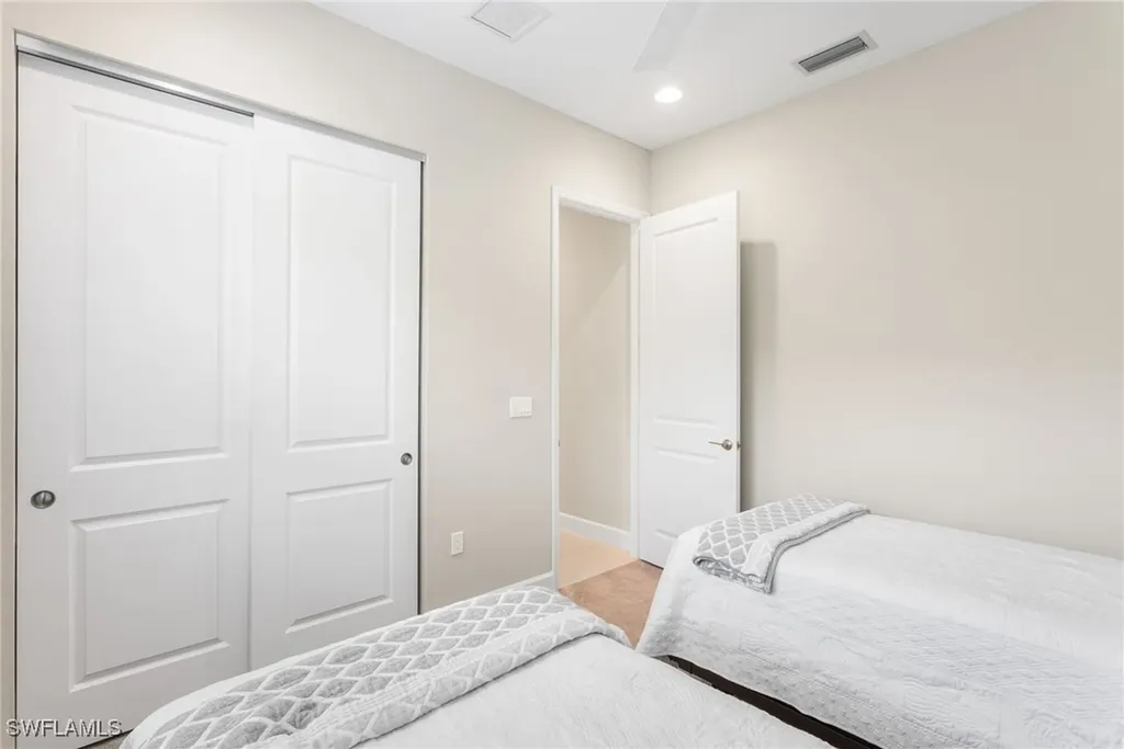 11409 Jacaranda Drive Naples FL 34120