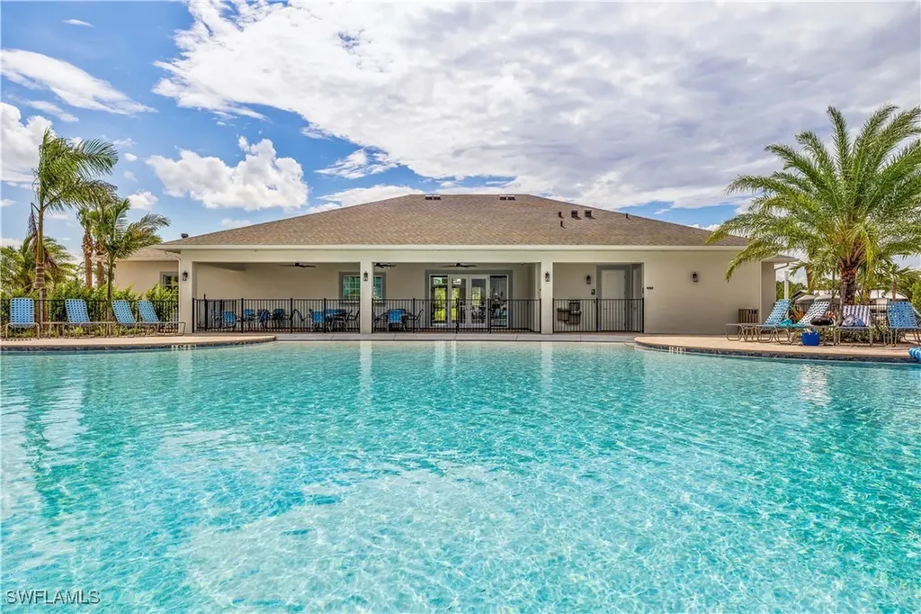 17752 Shade Tree Loop Punta Gorda FL 33982