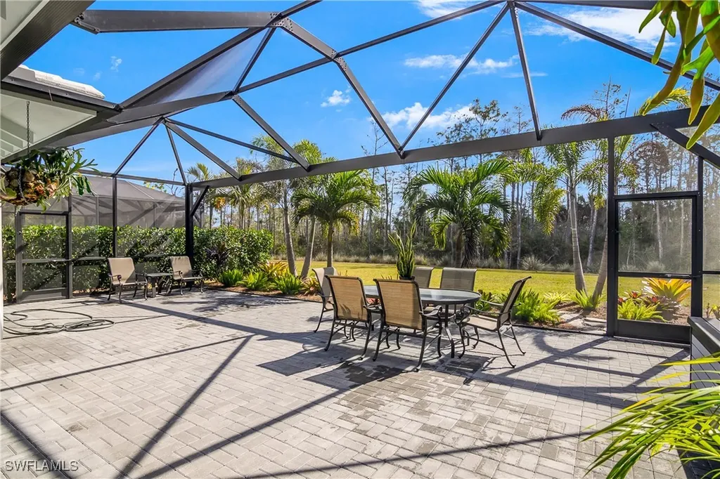 6303 Antigua Way Naples FL 34113