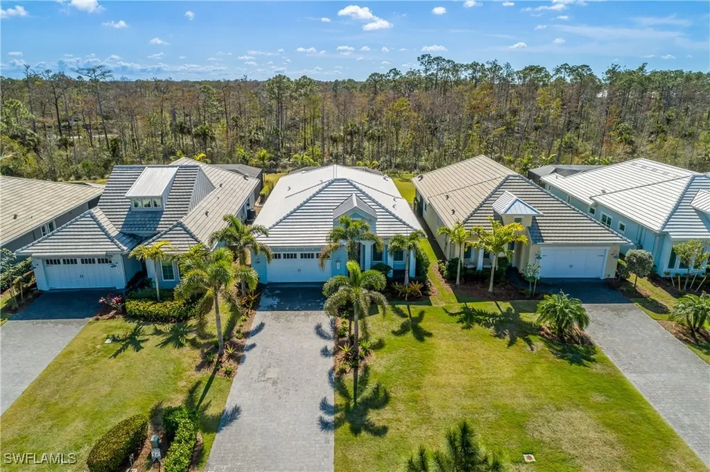 6303 Antigua Way Naples FL 34113