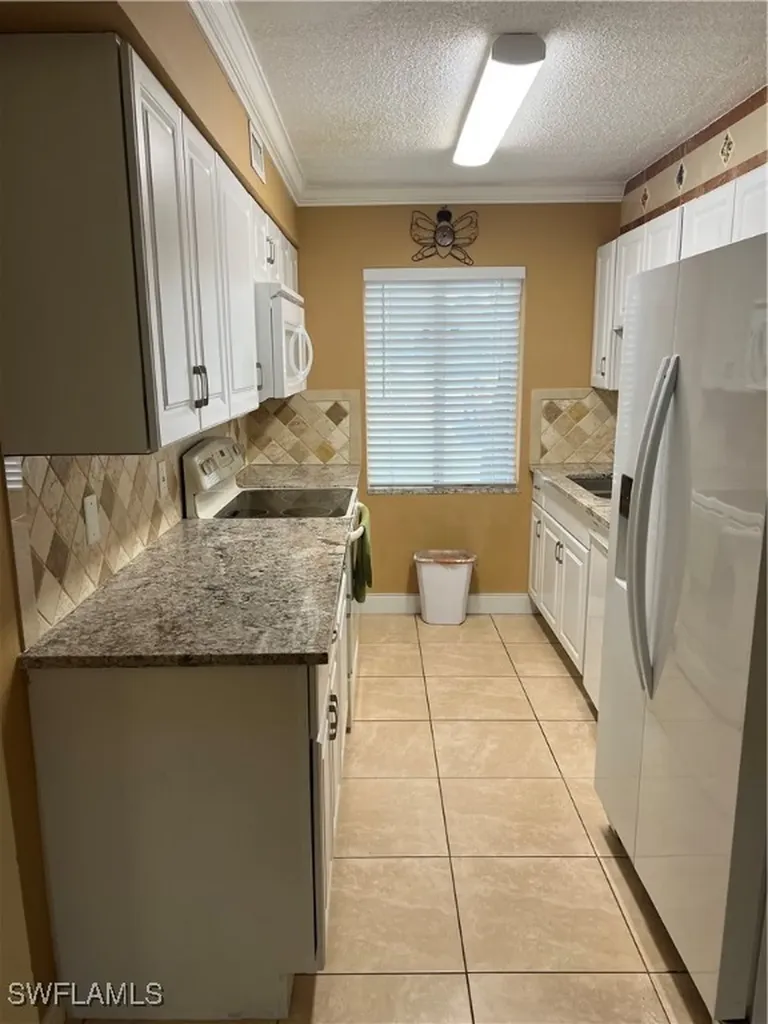 7509 Pitch Pine Circle S Tampa FL 33617