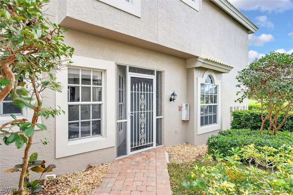 28080 Cavendish Court Bonita Springs FL 34135