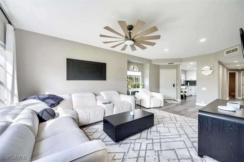 28080 Cavendish Court Bonita Springs FL 34135