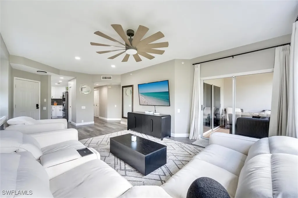 28080 Cavendish Court Bonita Springs FL 34135