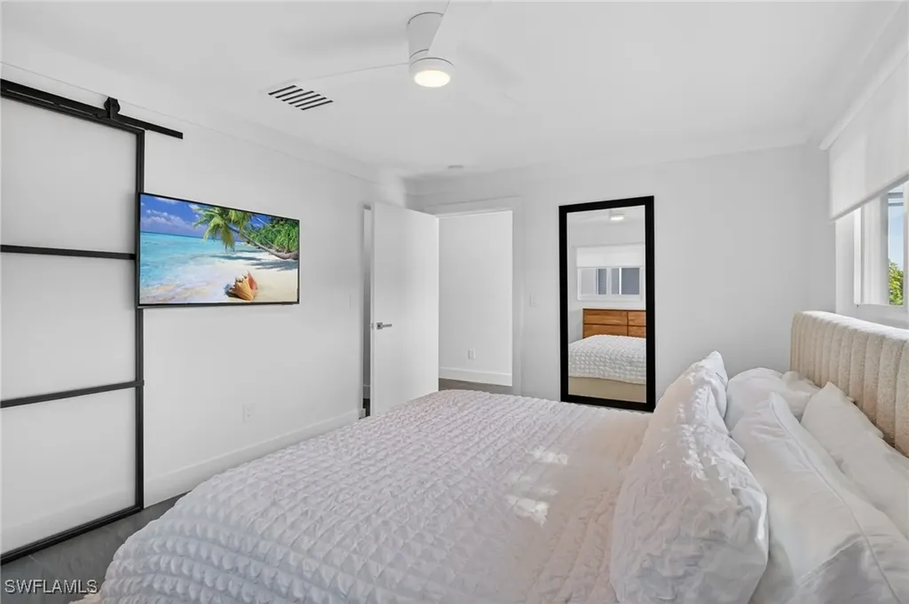 565 110th Avenue N Naples FL 34108
