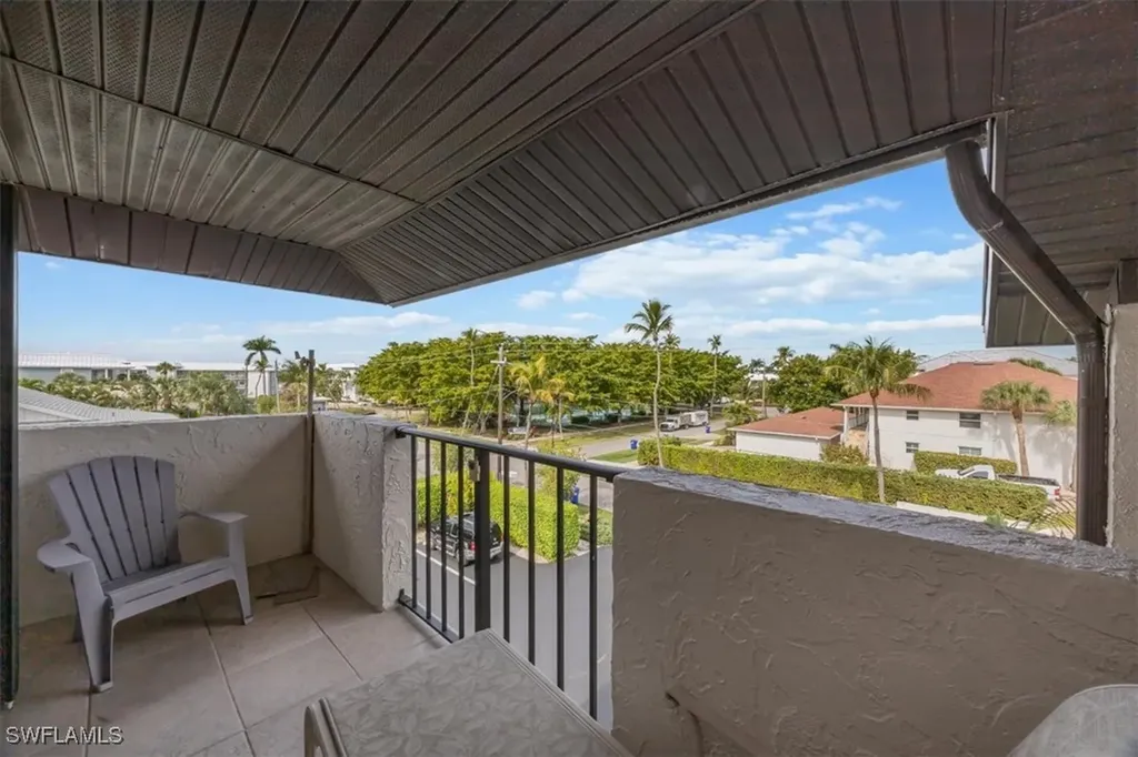 1400 Blue Point Avenue Naples FL 34102