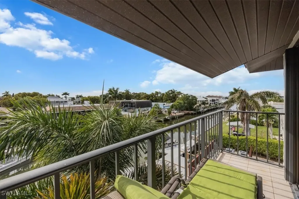 1400 Blue Point Avenue Naples FL 34102