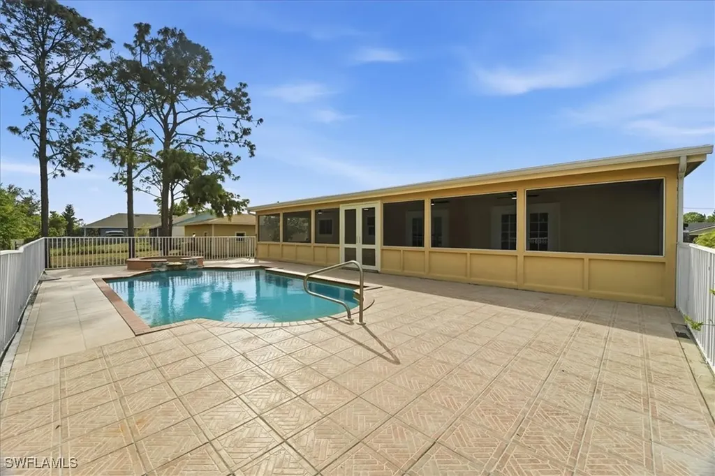 18343 Hawthorne Road Fort Myers FL 33967