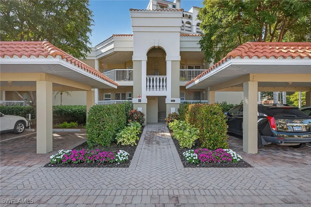 6537 Marissa Loop Naples FL 34108