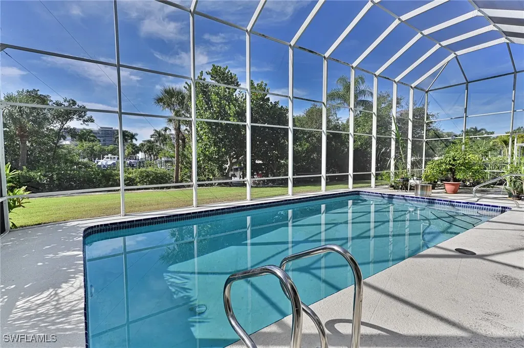 94 Southport Cove Bonita Springs FL 34134