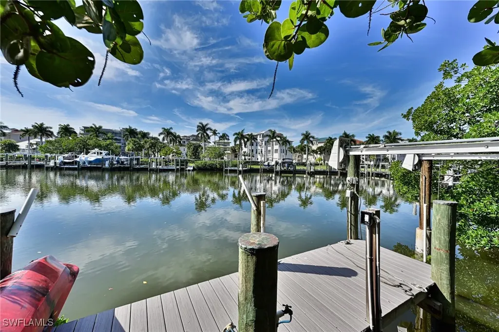 94 Southport Cove Bonita Springs FL 34134