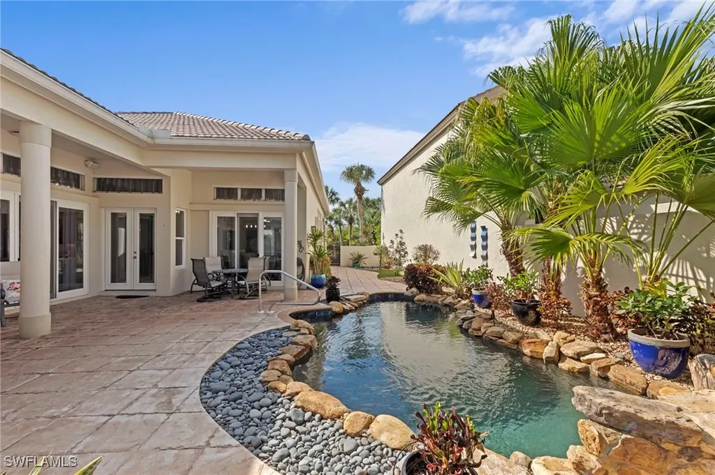 27567 Riverbank Drive Bonita Springs FL 34134