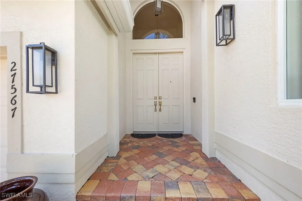 27567 Riverbank Drive Bonita Springs FL 34134