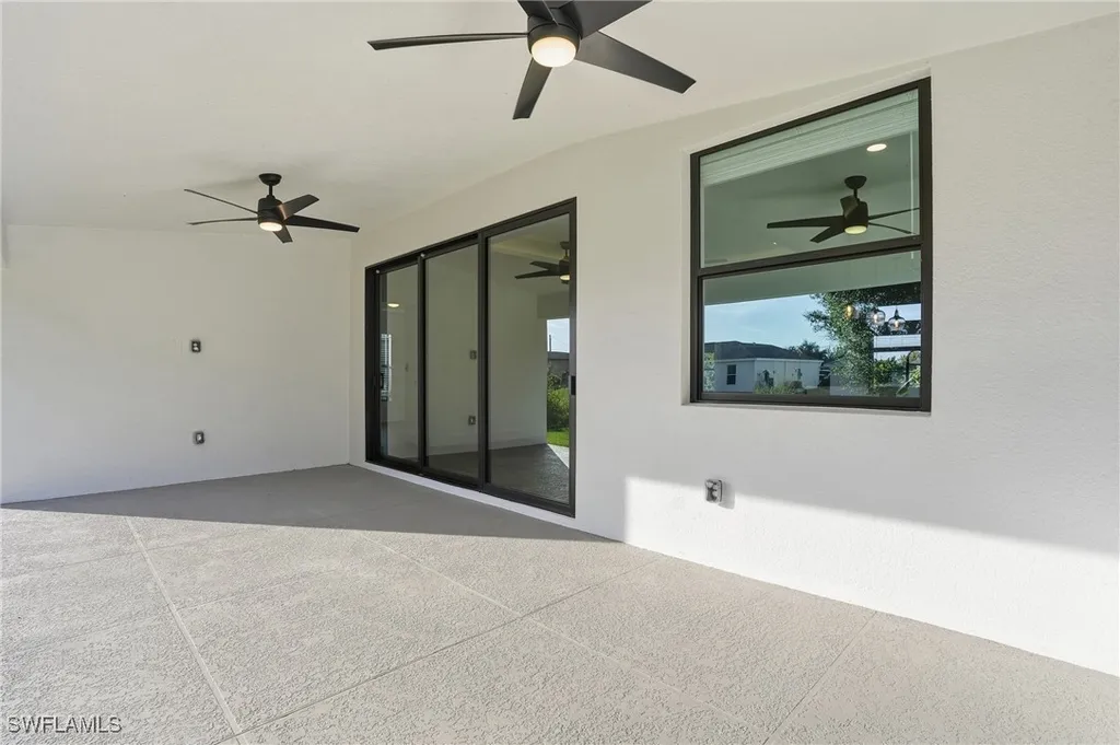 3903 15th Street SW Lehigh Acres FL 33976