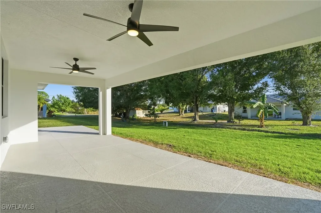 3903 15th Street SW Lehigh Acres FL 33976