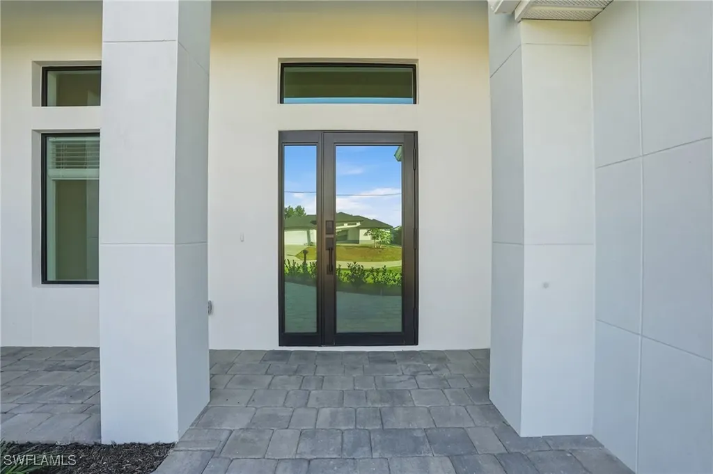 3903 15th Street SW Lehigh Acres FL 33976