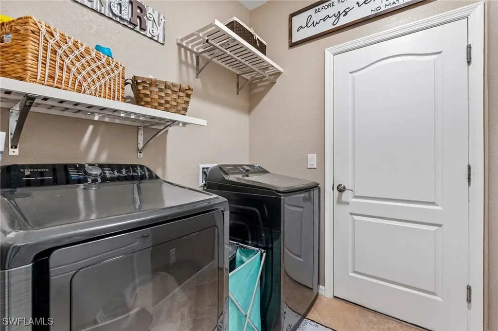 3147 Walnut Grove Lane Alva FL 33920