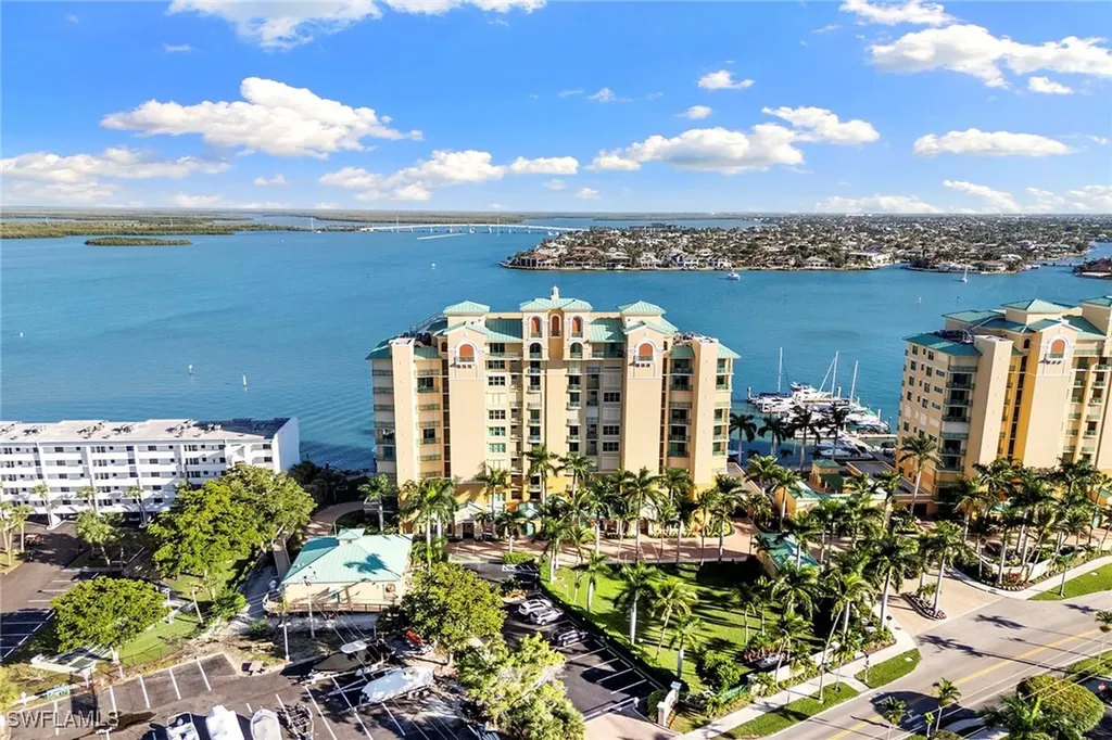 1079 Bald Eagle Drive Marco Island FL 34145
