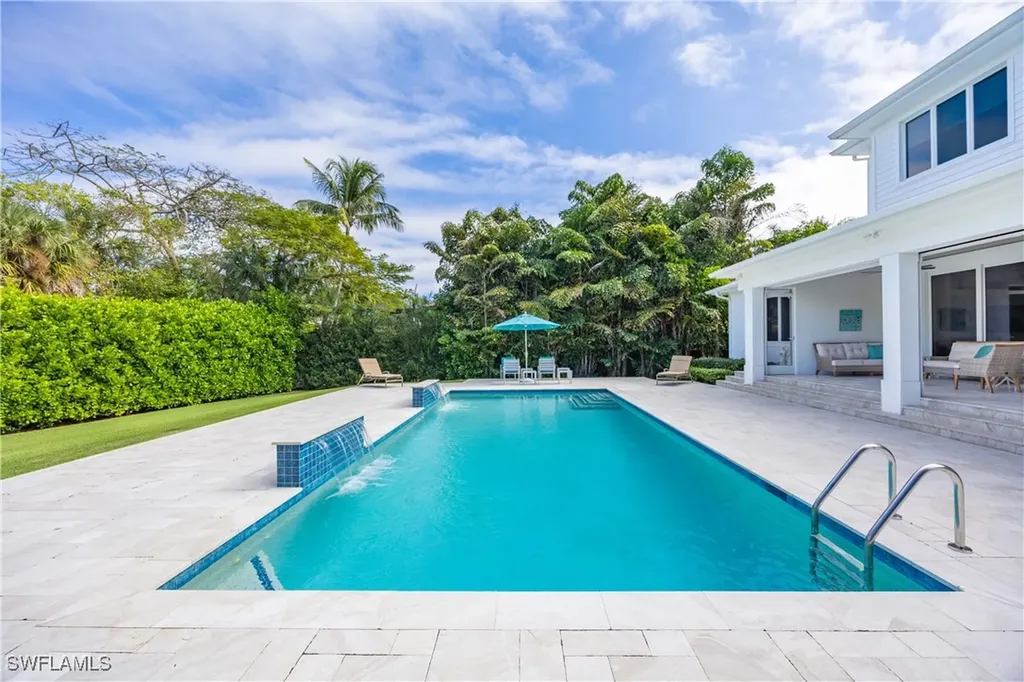 331 Spring Line Drive Naples FL 34102
