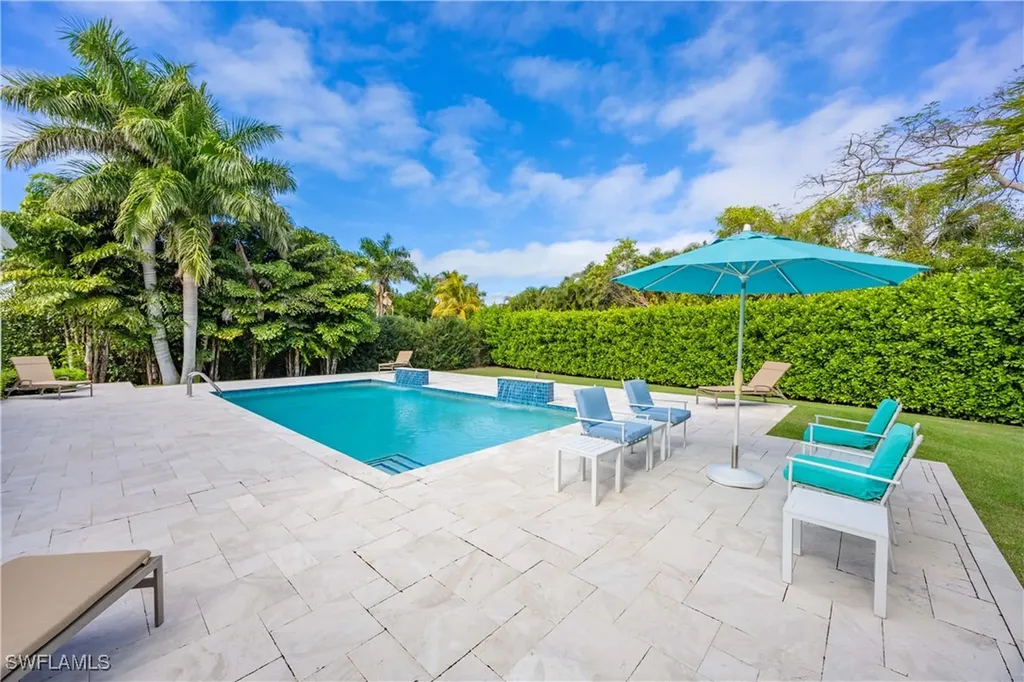331 Spring Line Drive Naples FL 34102