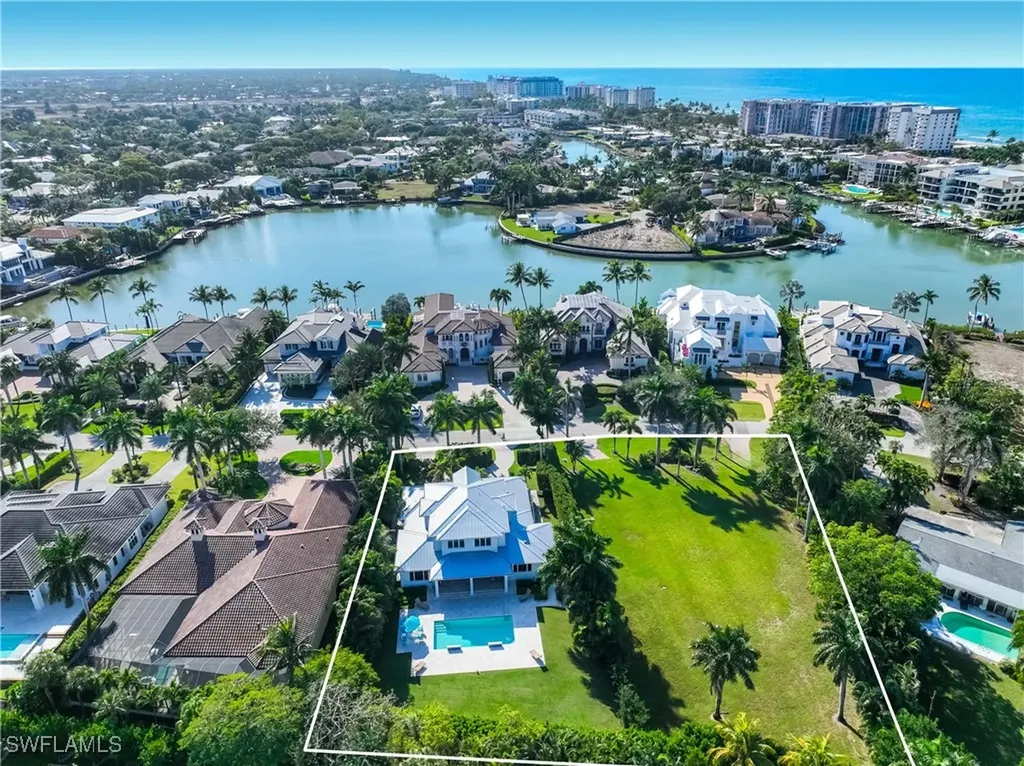 331 Spring Line Drive Naples FL 34102