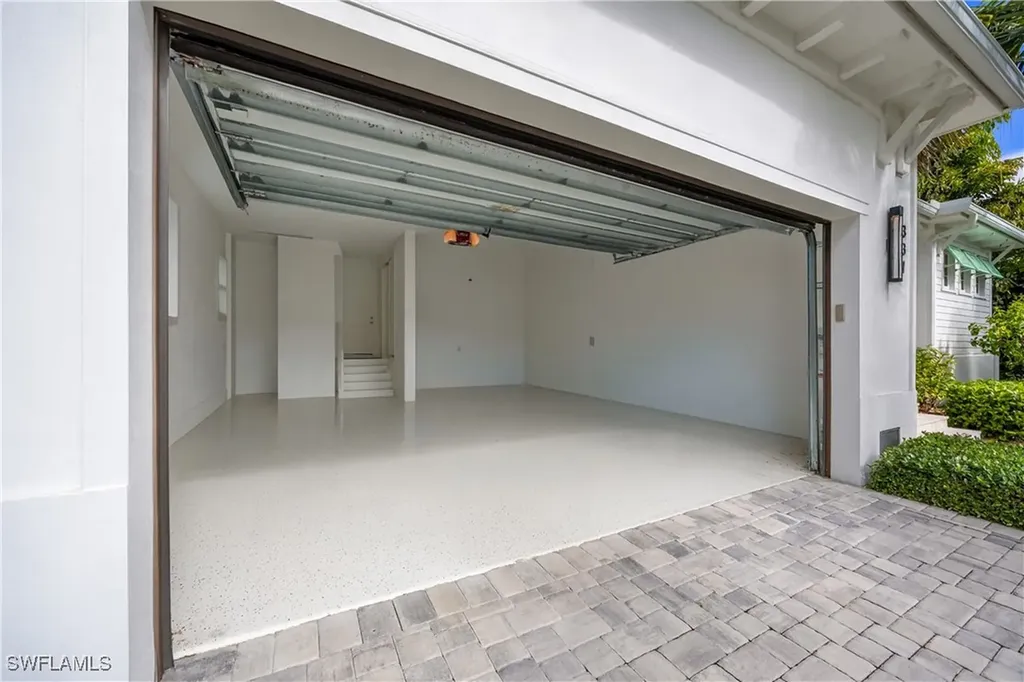 331 Spring Line Drive Naples FL 34102
