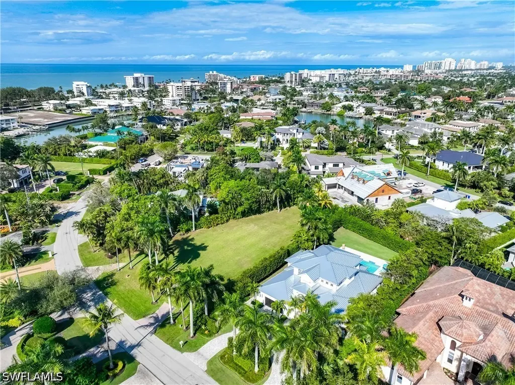 331 Spring Line Drive Naples FL 34102