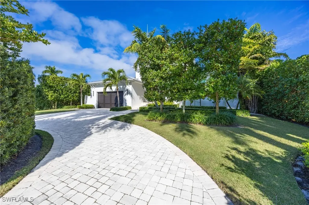 331 Spring Line Drive Naples FL 34102
