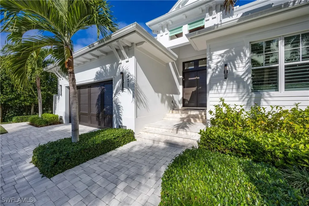 331 Spring Line Drive Naples FL 34102