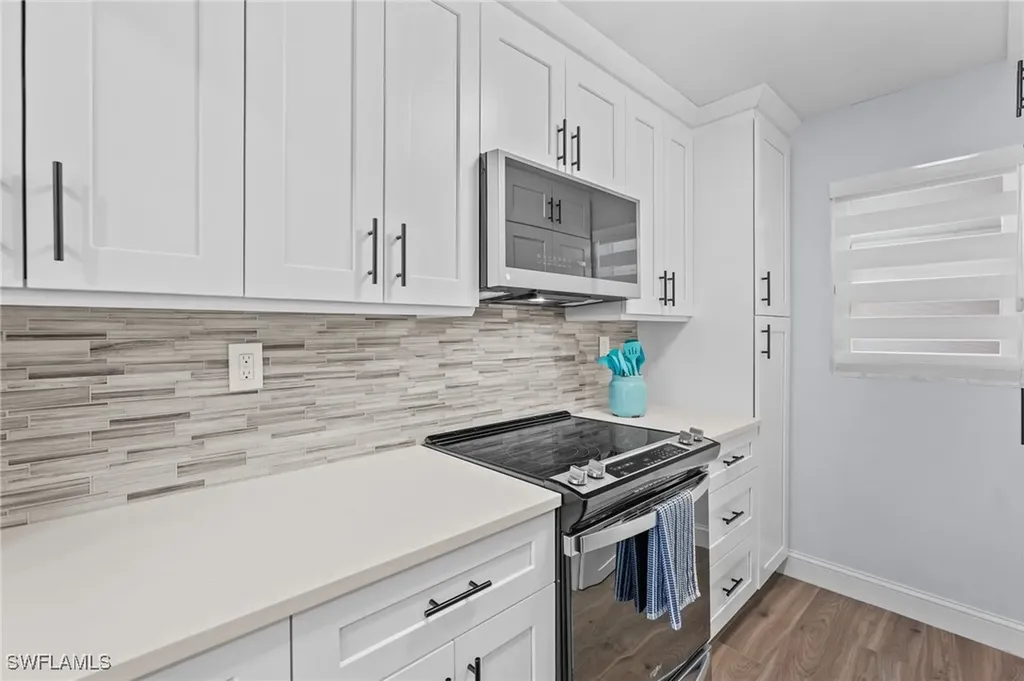 292 Banyan Boulevard Naples FL 34102