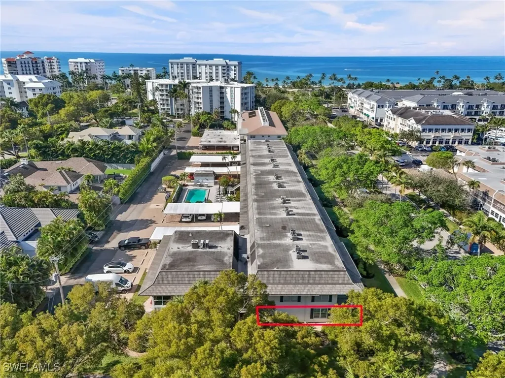 292 Banyan Boulevard Naples FL 34102