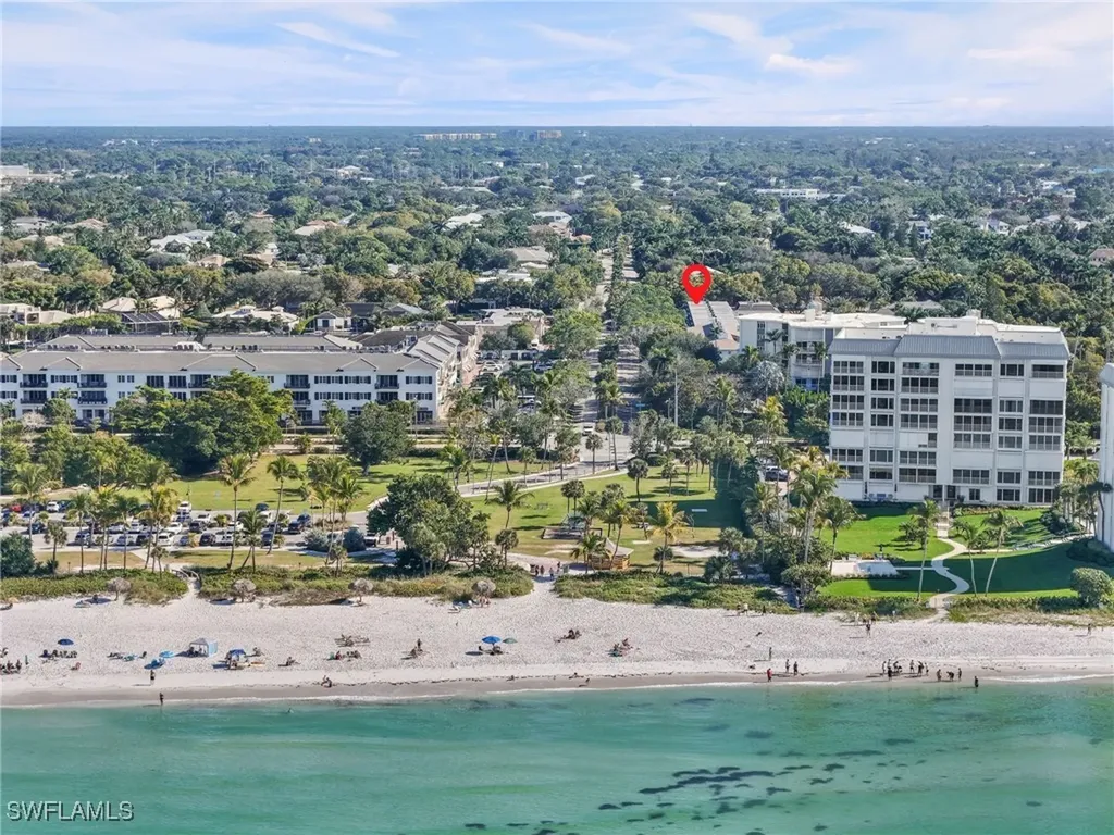 292 Banyan Boulevard Naples FL 34102