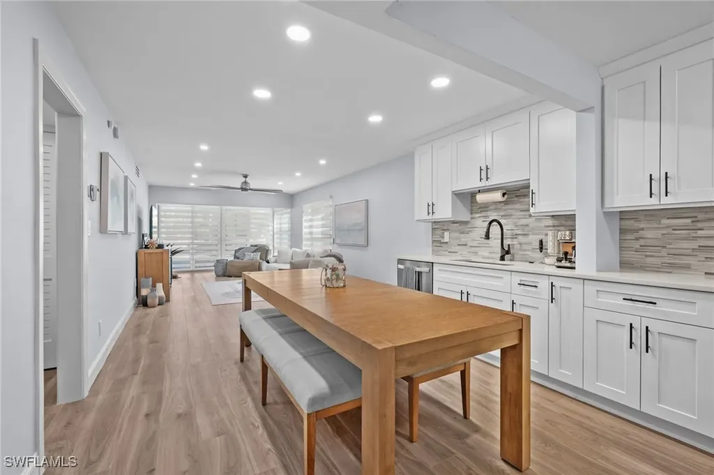 292 Banyan Boulevard Naples FL 34102