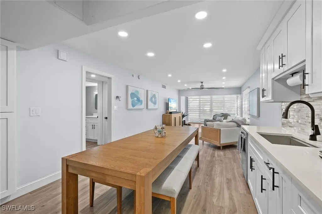 292 Banyan Boulevard Naples FL 34102