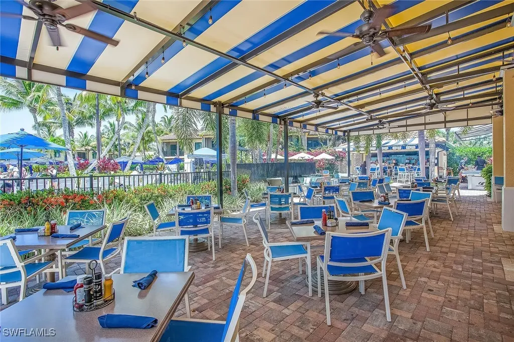 1015 Sandpiper Street Naples FL 34102