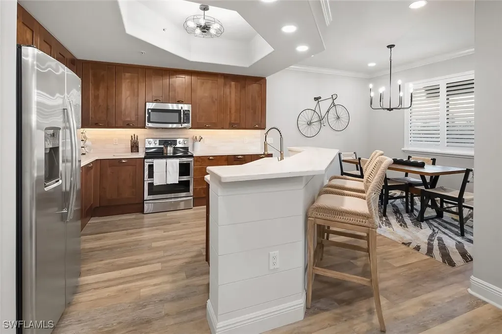 1015 Sandpiper Street Naples FL 34102