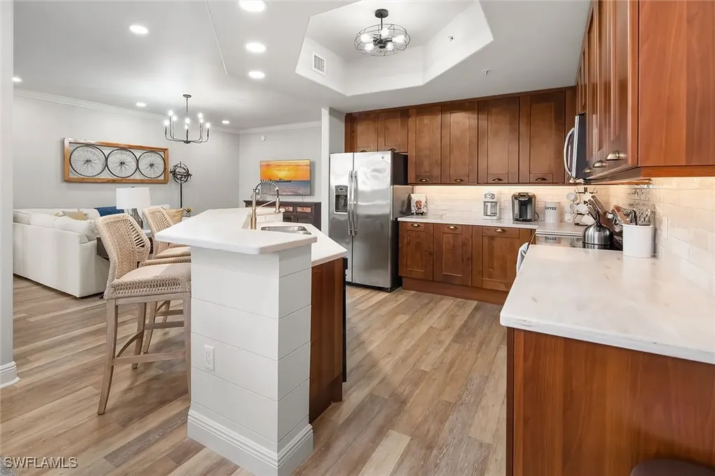 1015 Sandpiper Street Naples FL 34102