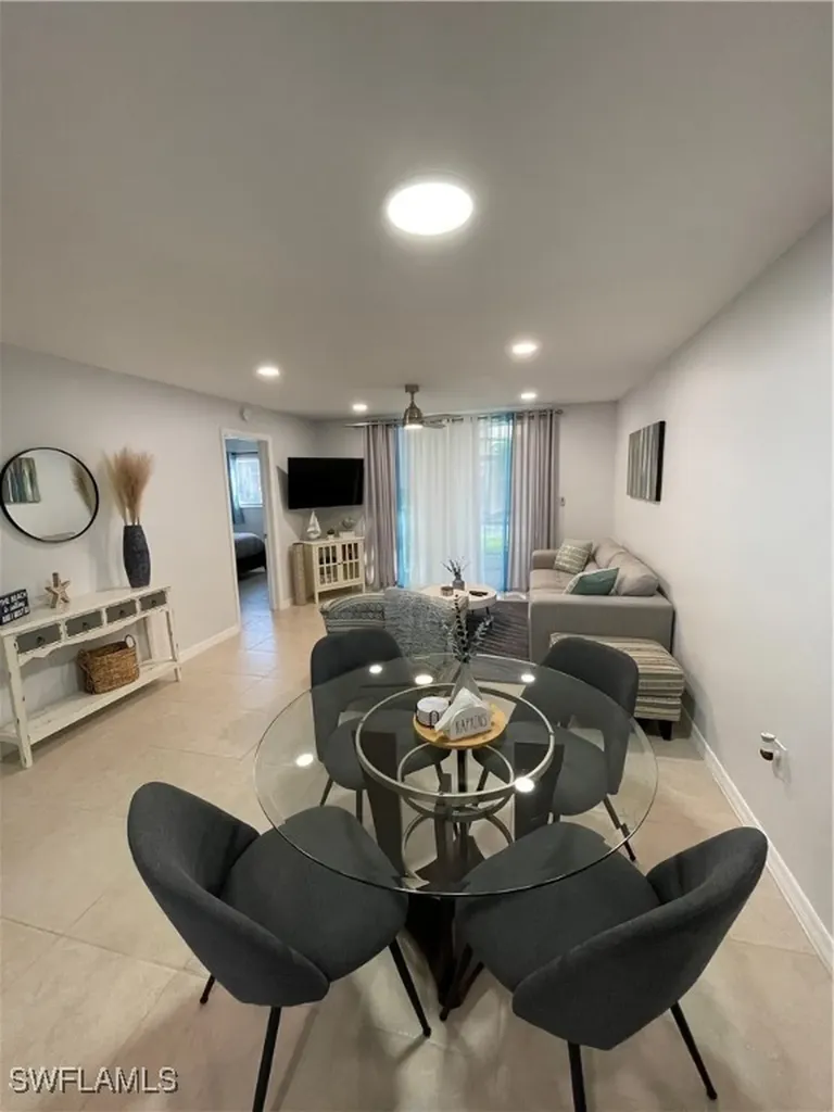 170 Turtle Lake Court Naples FL 34105